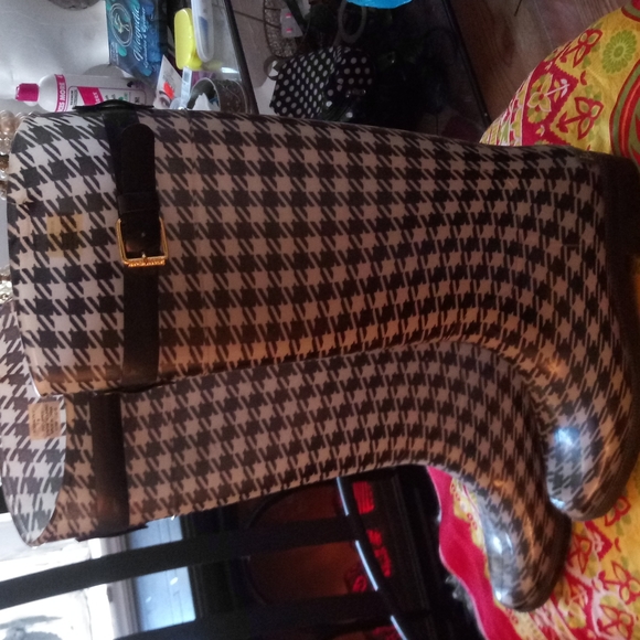 Ralph Lauren Rain Boot - Picture 4 of 5